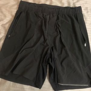 LuLulemon switch up short